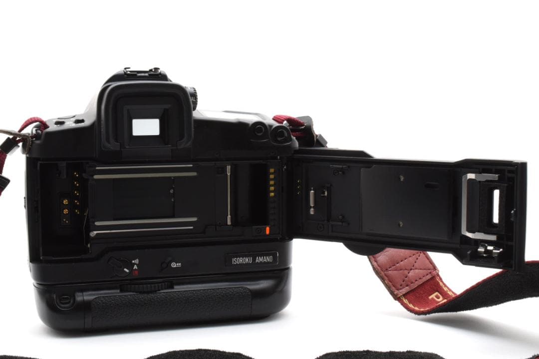 ■ 美品 ■ キャノン　Canon EOS-3 ボディ