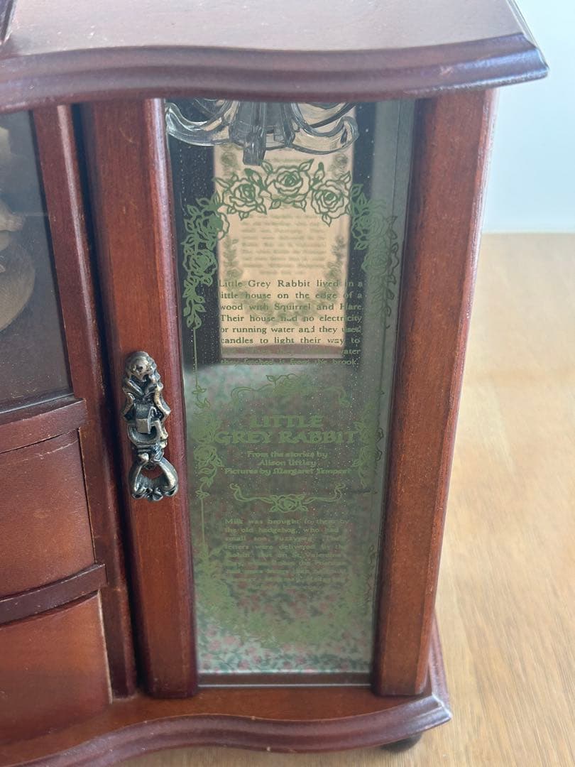 【リトルグレイラビット】 木製 ジュエリーボックス（オルゴール付き）