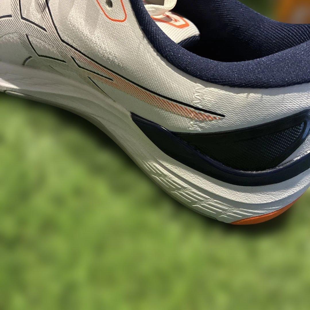 ✨美品✨アシックス　ゴルフシューズ　27.5cm スパイクレス✨