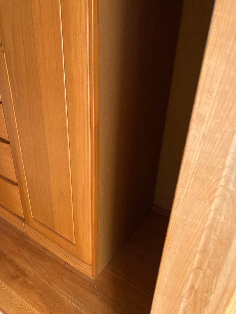 木製タンス／支え棒2本