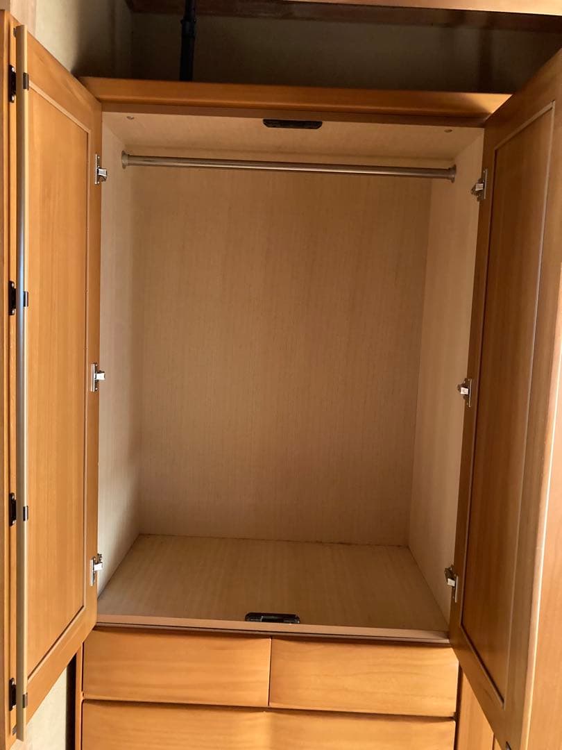 木製タンス／支え棒2本