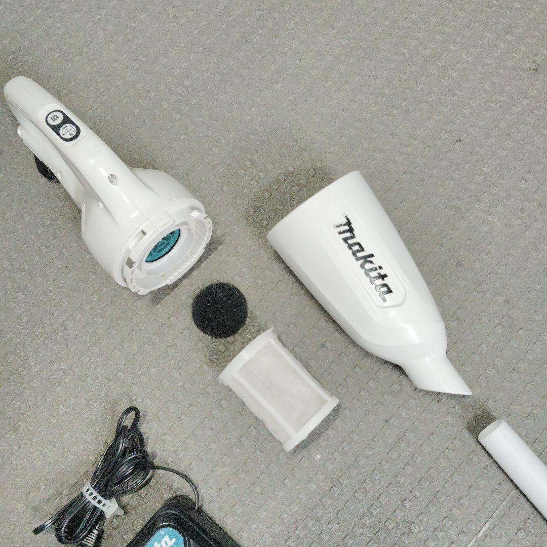 マキタ 掃除機　　　①