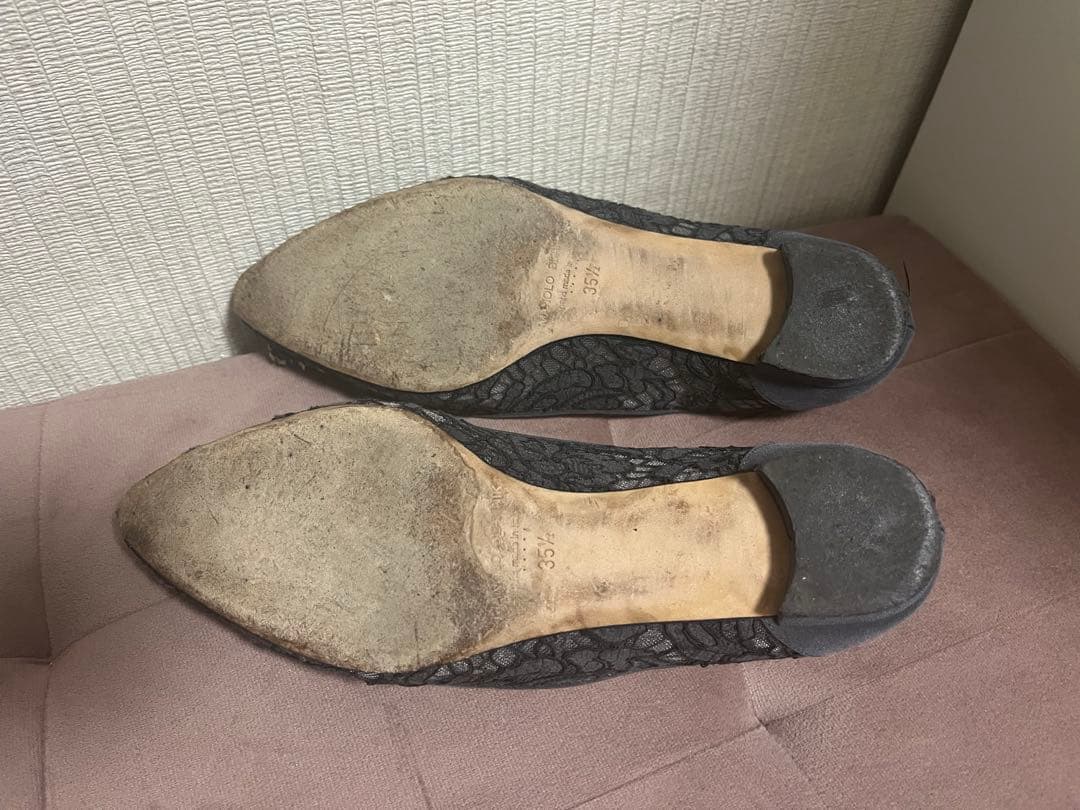 R*i様 MANOLO BLAHNIK ハンギシ ローヒール　グレー レース　3