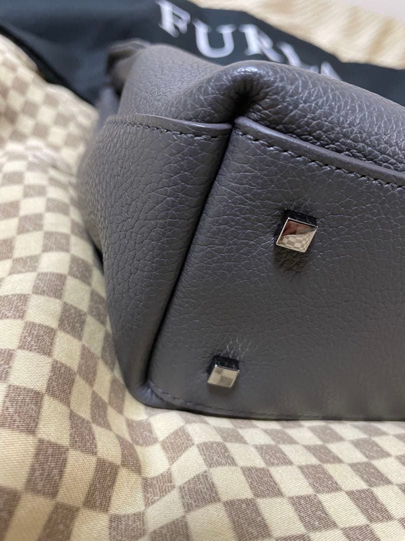 マ*ん様 極上美品　正規品　本革　FURLA ビジネスバッグ　シボ革　グレー