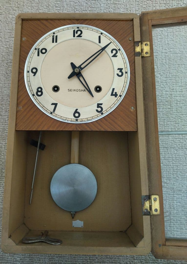 【貴重!】壁掛け時計（SEIKOSHA）（時計機能故障、鐘のみ手動で可）
