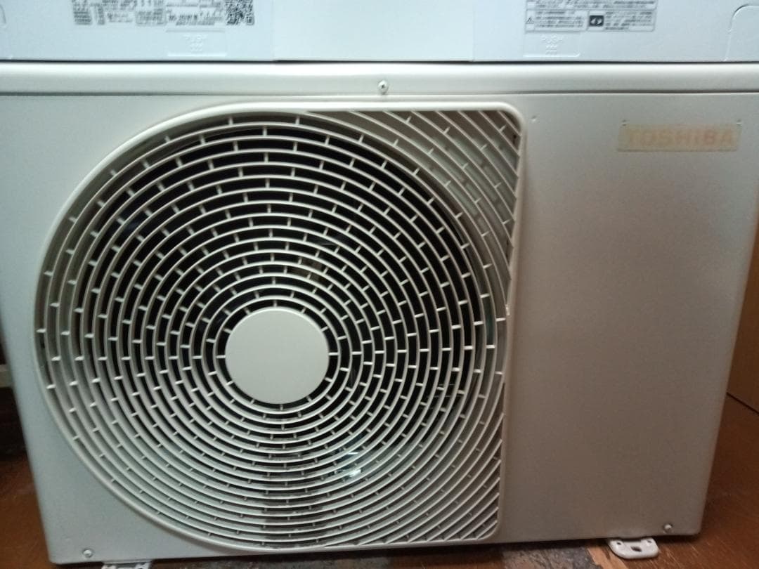取付工事無料！取外し工事無料！配送込み！保証付き！機能充実！室内機きれい♪