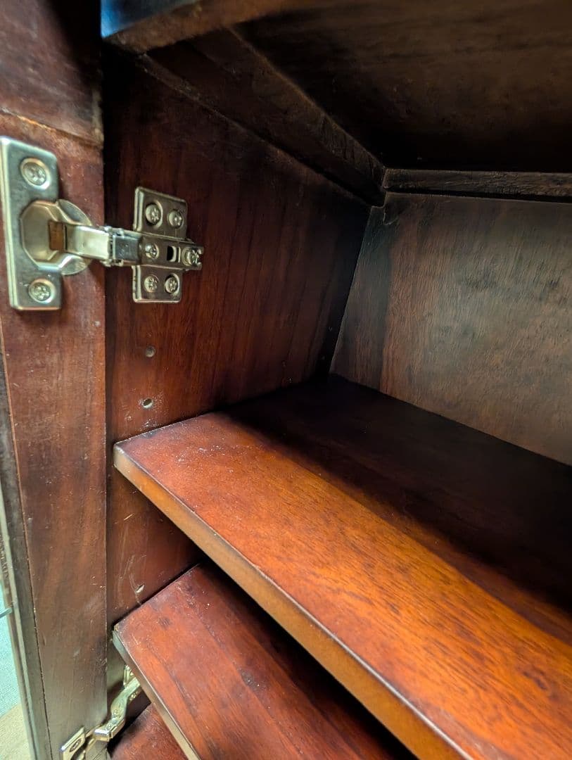 木製　キャビネット　扉　引き出し付　インテリア