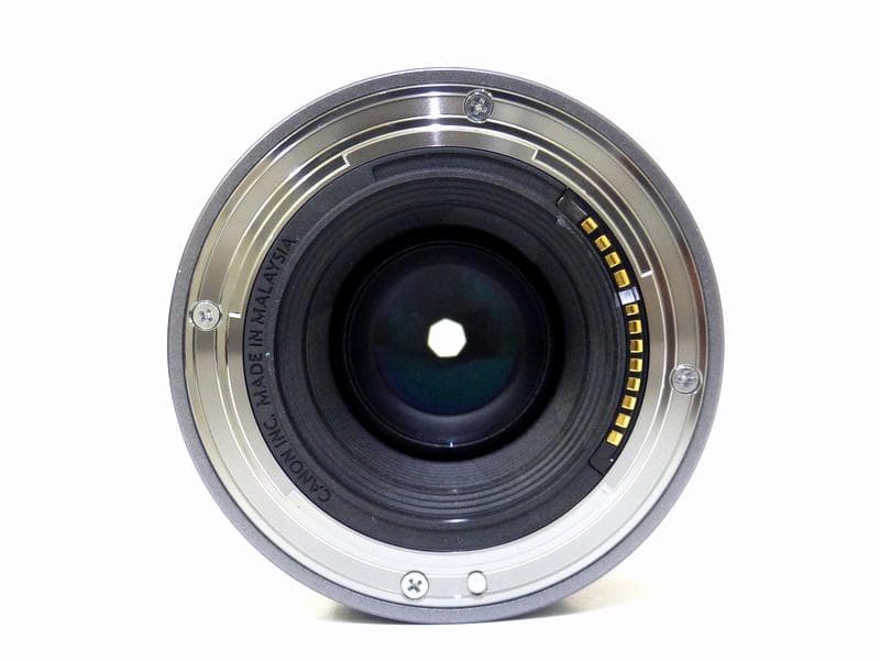 【2429】 新品同様 キャノン RF 50mm F1.8 STM 単焦点レンズ