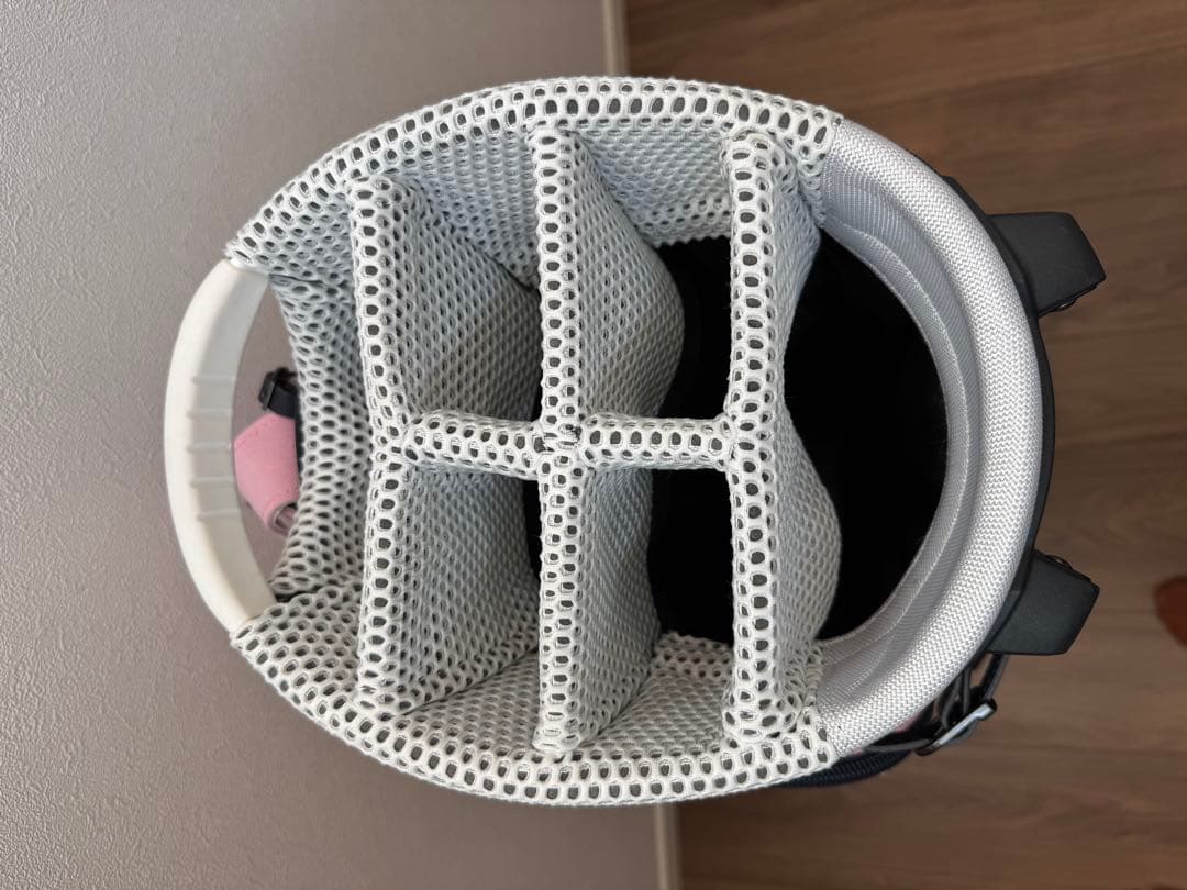 【中古】PEARLY GATES ピンク キャディバッグ、新品定価85800円