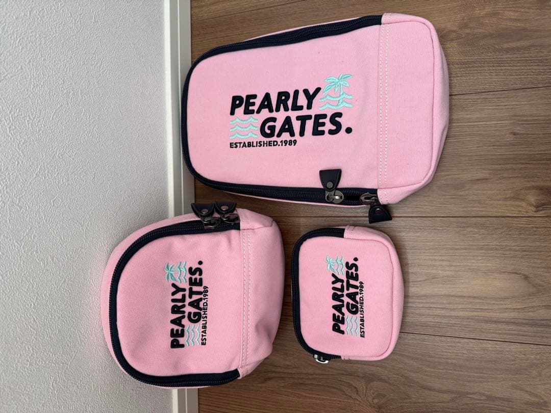 【中古】PEARLY GATES ピンク キャディバッグ、新品定価85800円
