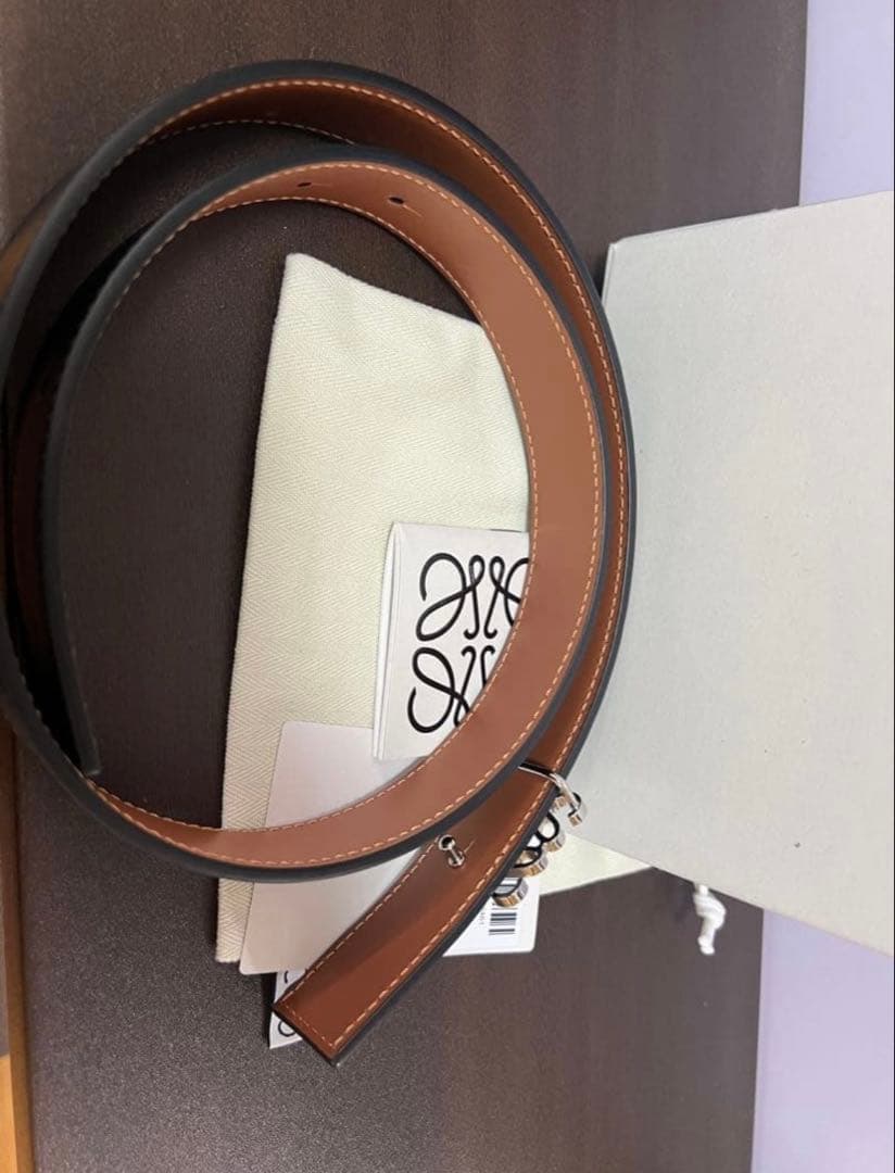 LOEWE 新品未使用 試着のみ アナグラムレザーベルト 75