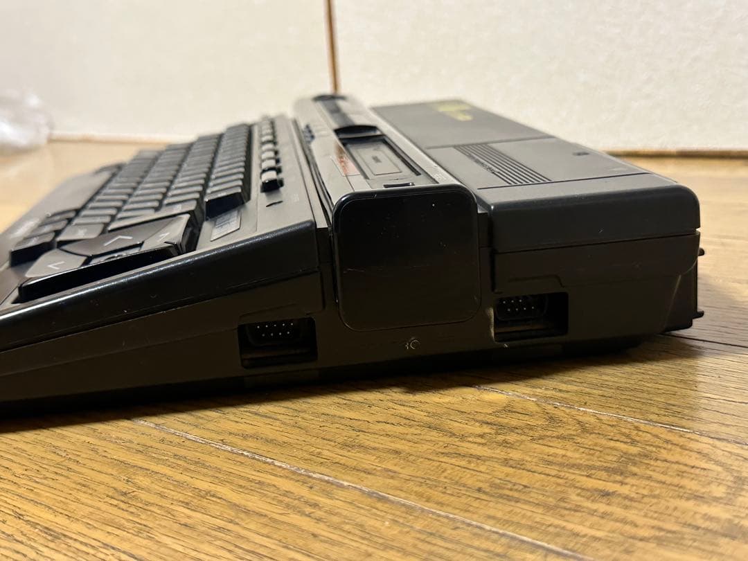 【送料込み・本体のみ、電源ケーブルなし】SONY MSX2 HB-F1