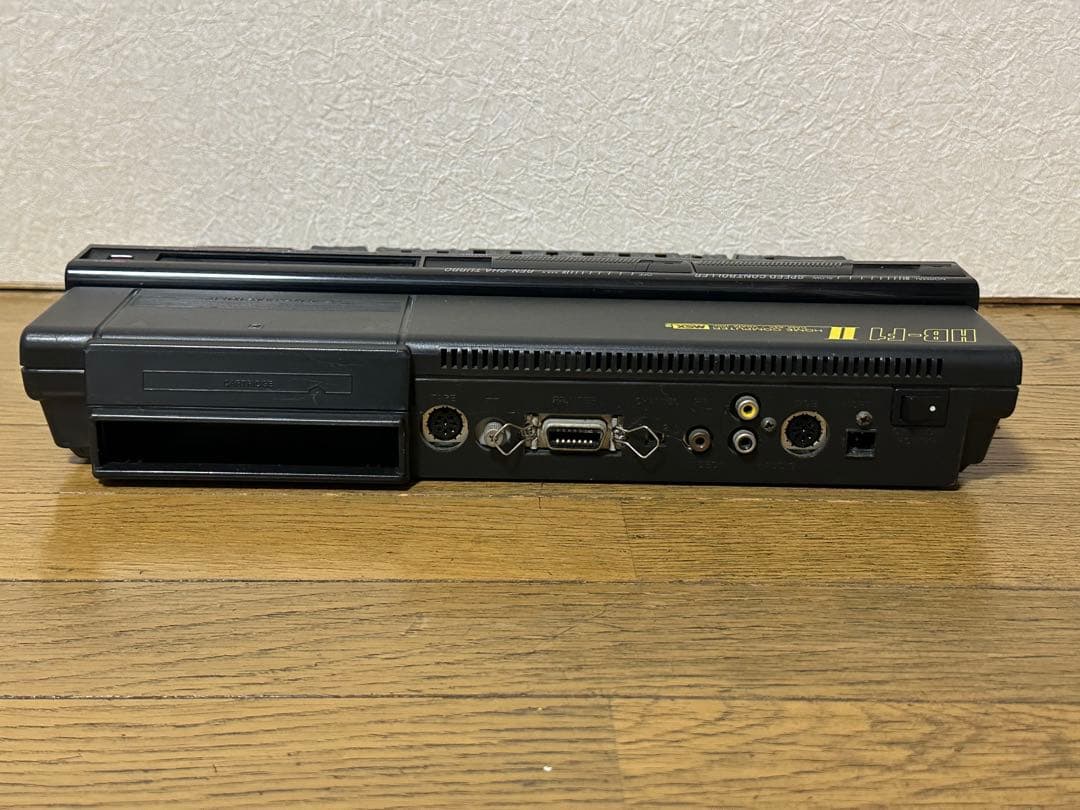 【送料込み・本体のみ、電源ケーブルなし】SONY MSX2 HB-F1