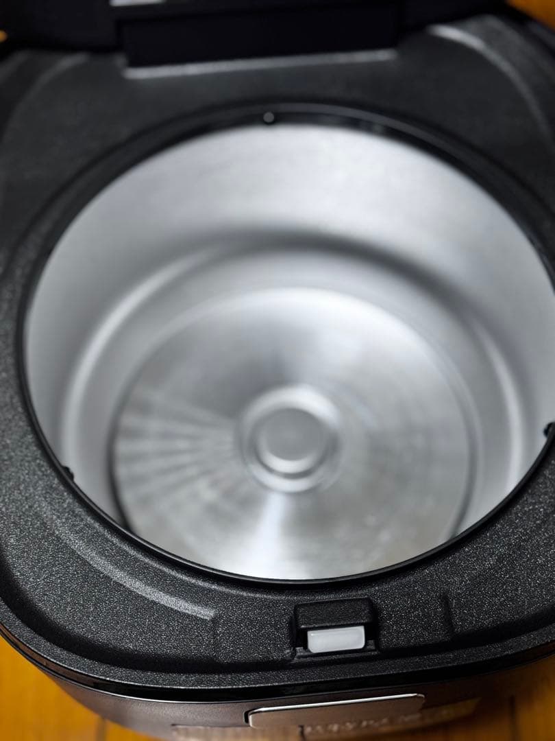 TIGER 0.54Lタイガーマイコンジャー炊飯器JBS-A055 23年製