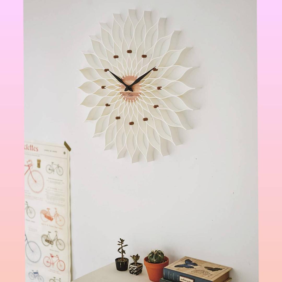 大輪 満開のダリアのよう 掛け時計 おしゃれ 北欧 白