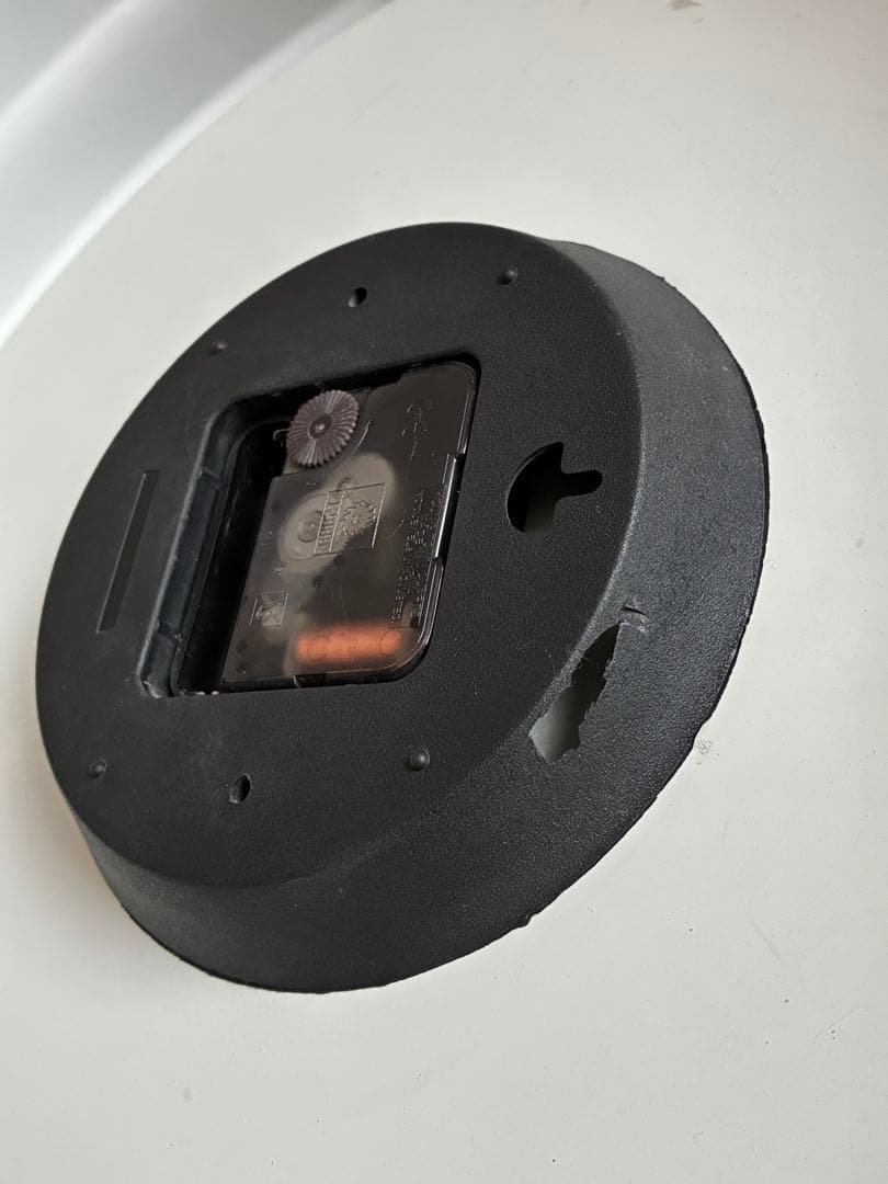 エッフェル塔デザインの大判壁掛け時計