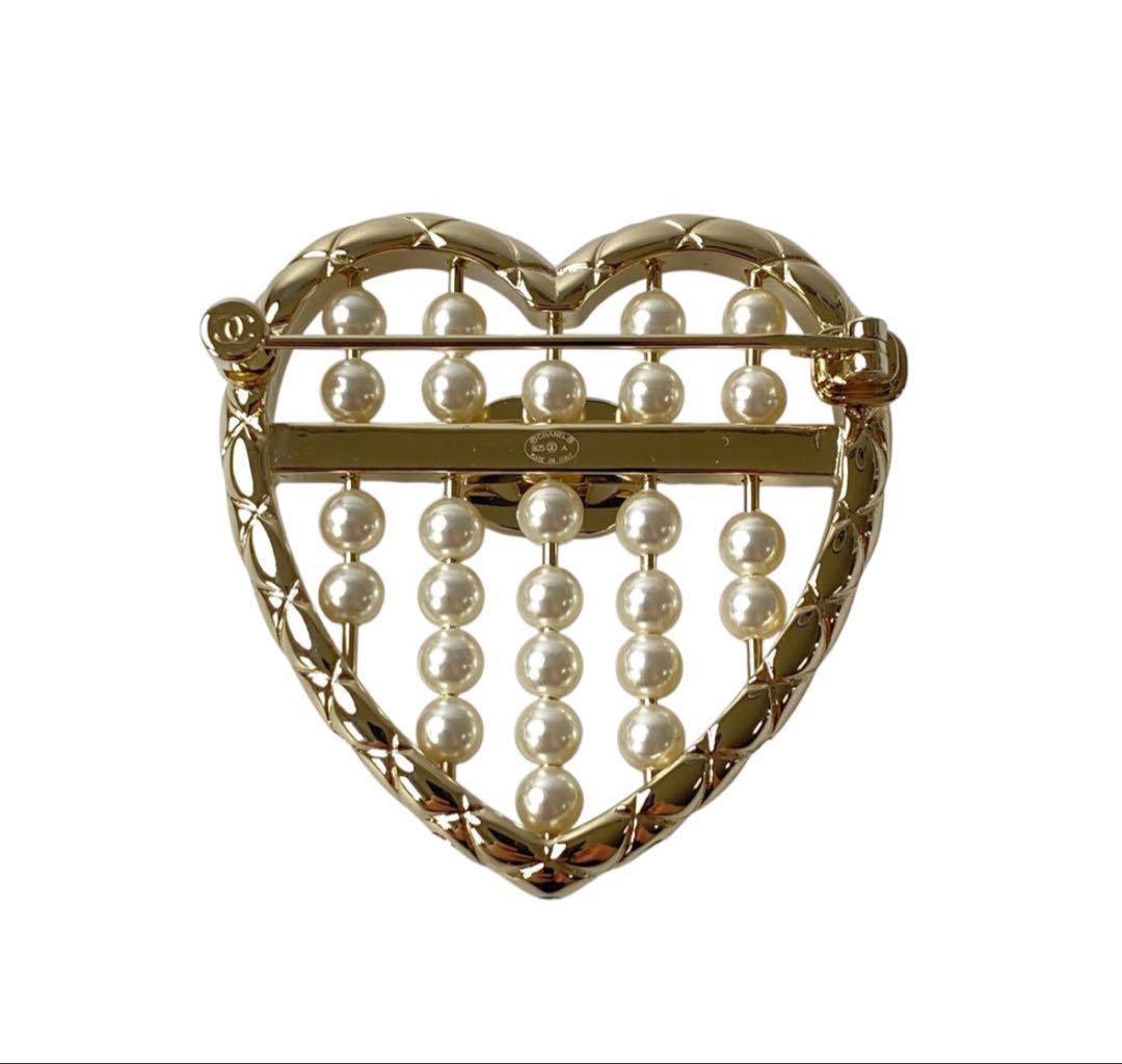 未使用 シャネルCHANEL メティエダール コレクション ブローチ B25A