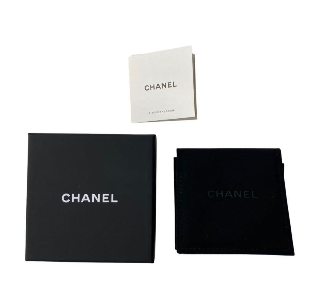 未使用 シャネルCHANEL メティエダール コレクション ブローチ B25A