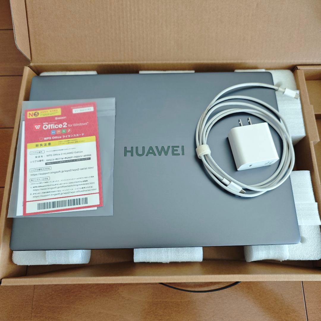 MateBook D16 Core i5 メモリ：16GB/SSD：512GB