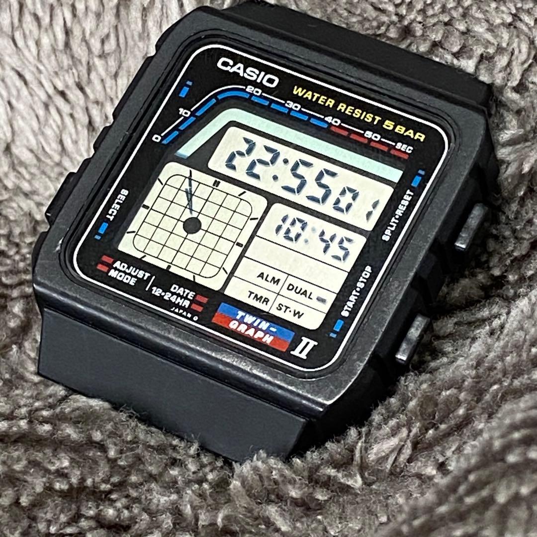 f*n様 CASIO TWIN GRAPH II デジタル腕時計 ベルト無し　じ
