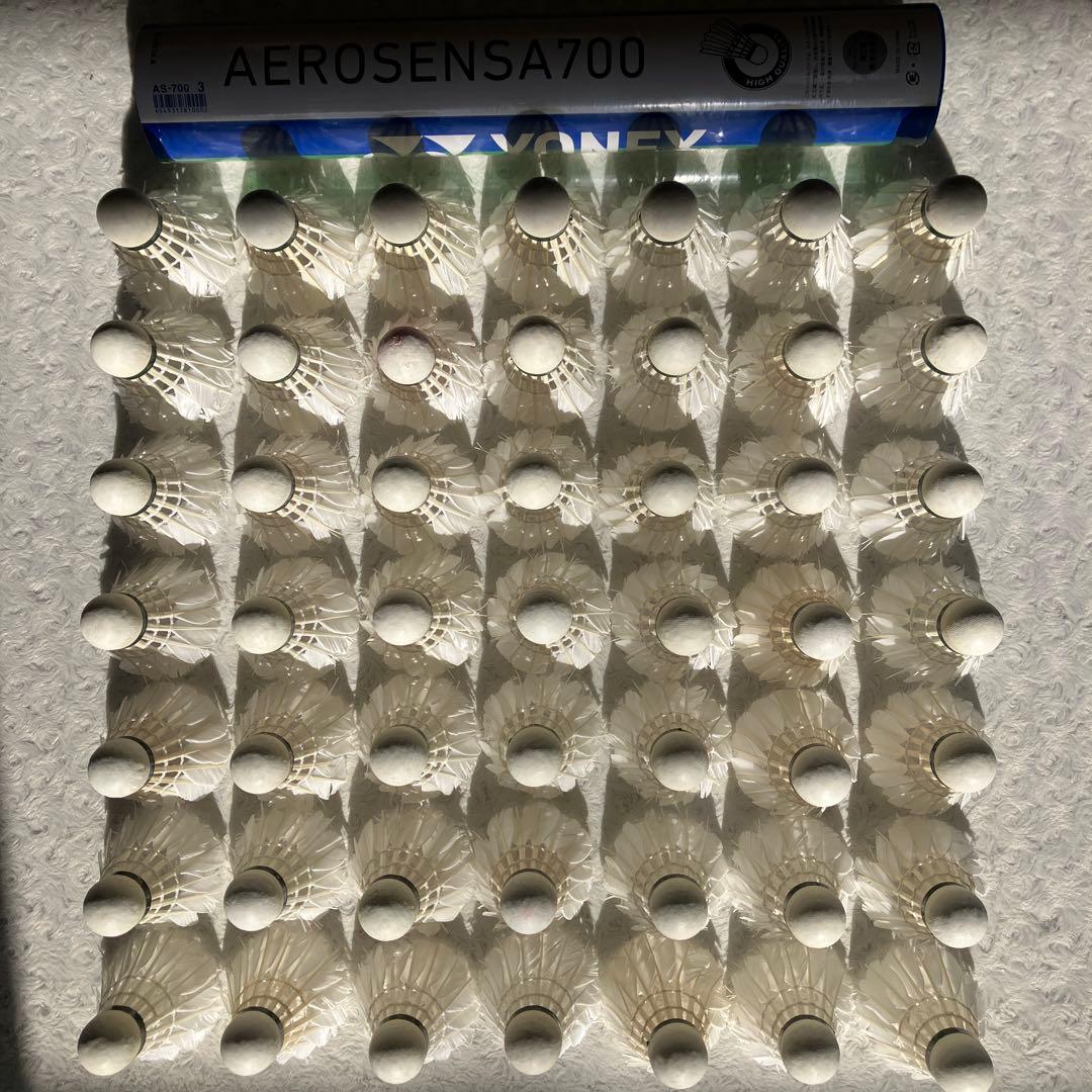 ニューオフィシャルなど　 バドミントンシャトル まとめ売り　筒　箱付き