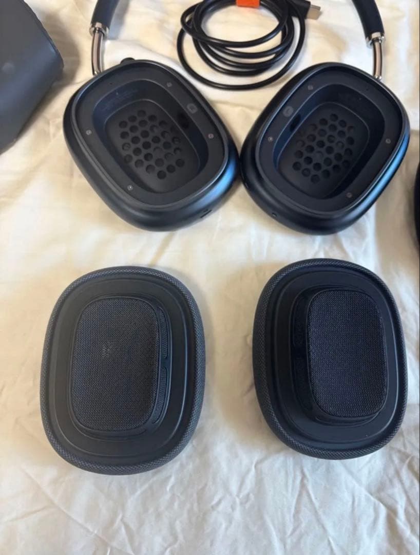 typeCAirPodsMaxModel第二世代 A3184spigenカバー