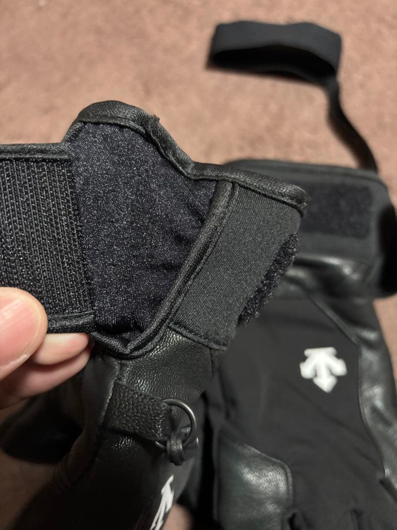 デサント スキーグローブ DW4FGV66M 【GORE-TEX】サイズL