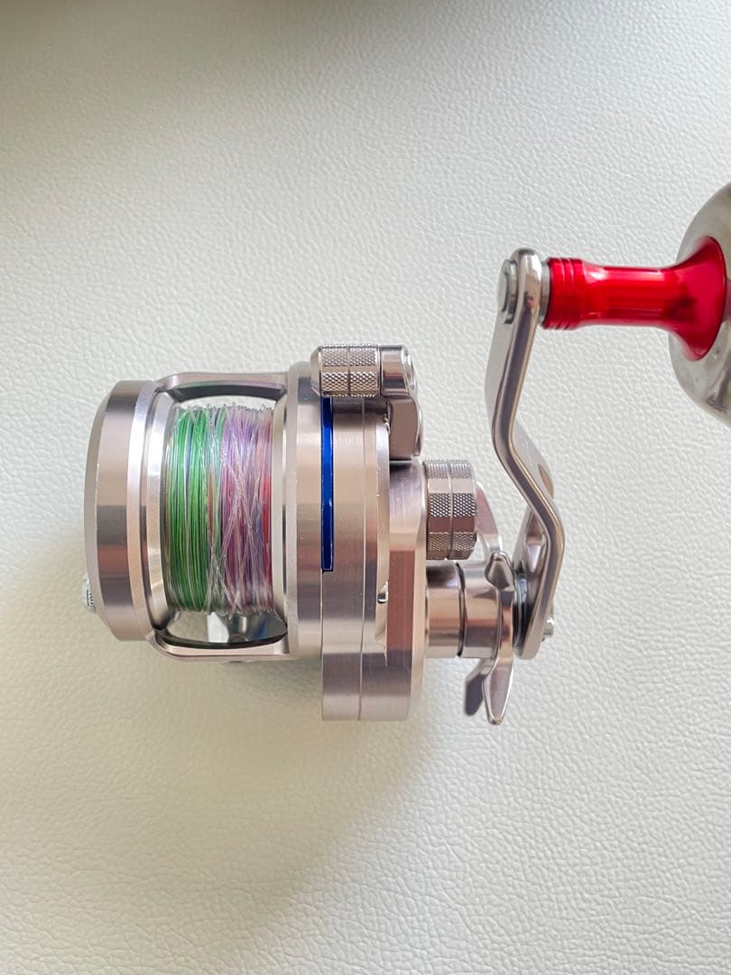 再度値下げ！！　ダイワ　15 ソルティガ10HL リブレハンドル.箱ありおまけ付