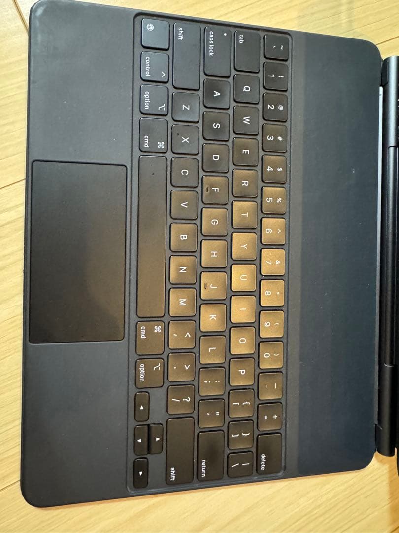 Apple純正iPad pro12.9インチ（第4世代）専用マジックキーボード