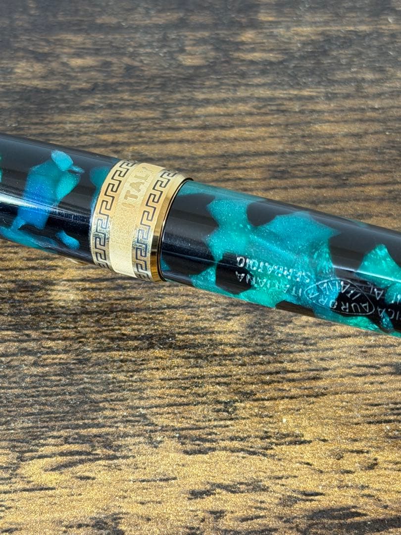 未使用に近い　アウロラ　オプティマ　グリーン　14金　ゴールド　B 万年筆