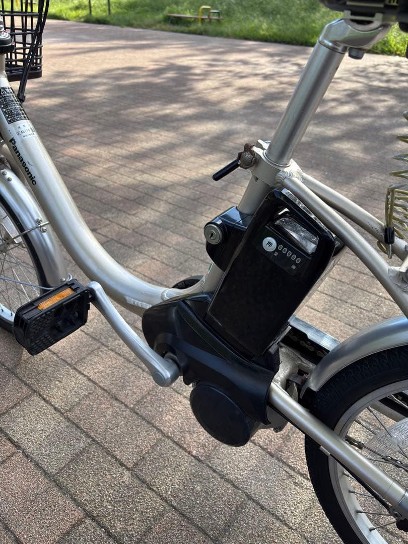 Panasonicビビ・L・20(電動アシスト自転車 ) ウォームシルバー色