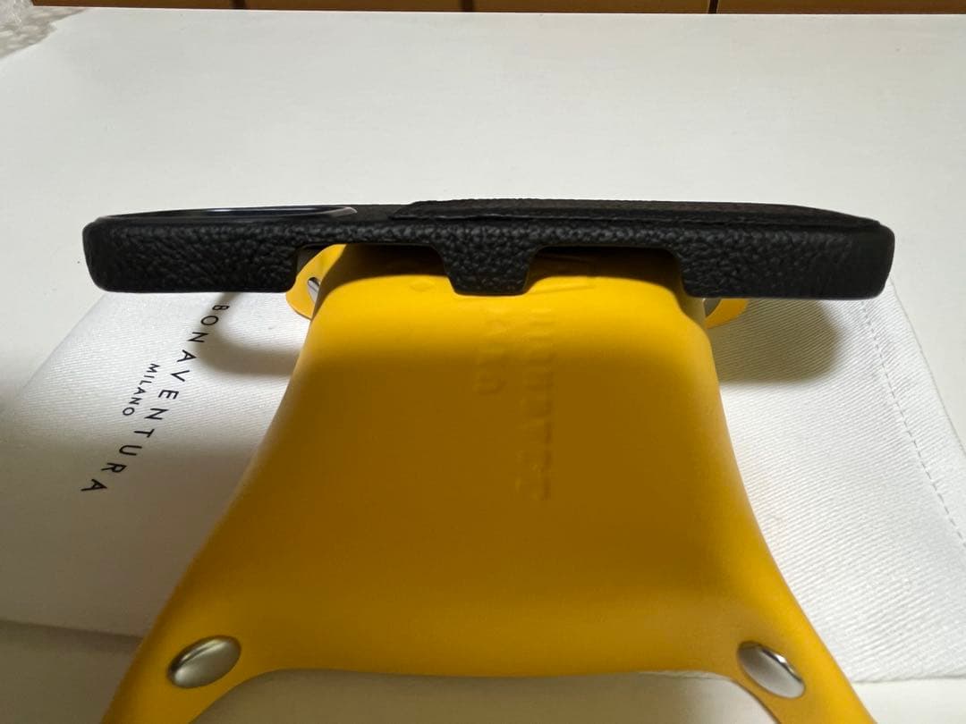 BONAVENTURA iPhone16用ケース ブラック