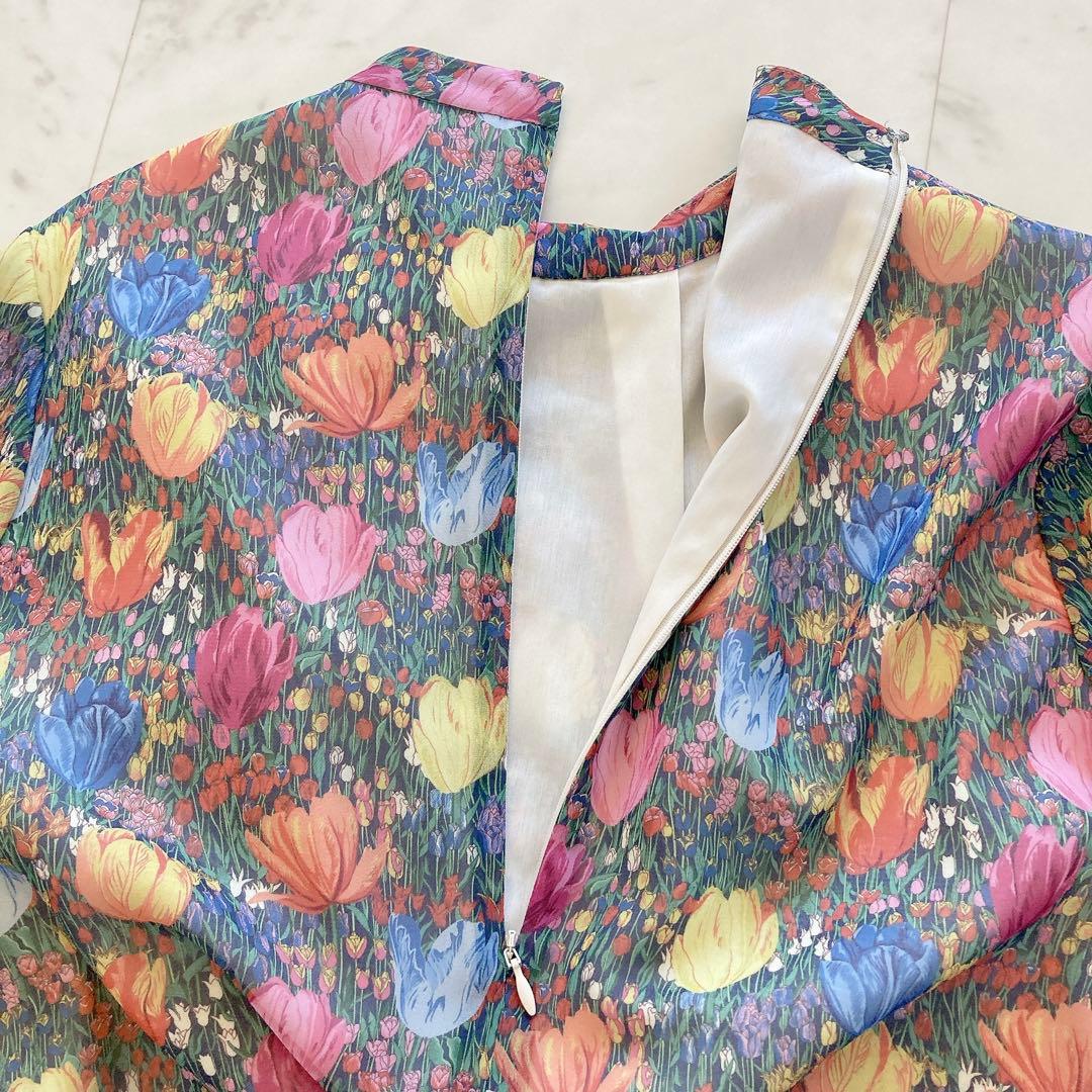 極美品　アマカ　LIBERTY AMALIA TULIPスタンドカラーブラウス