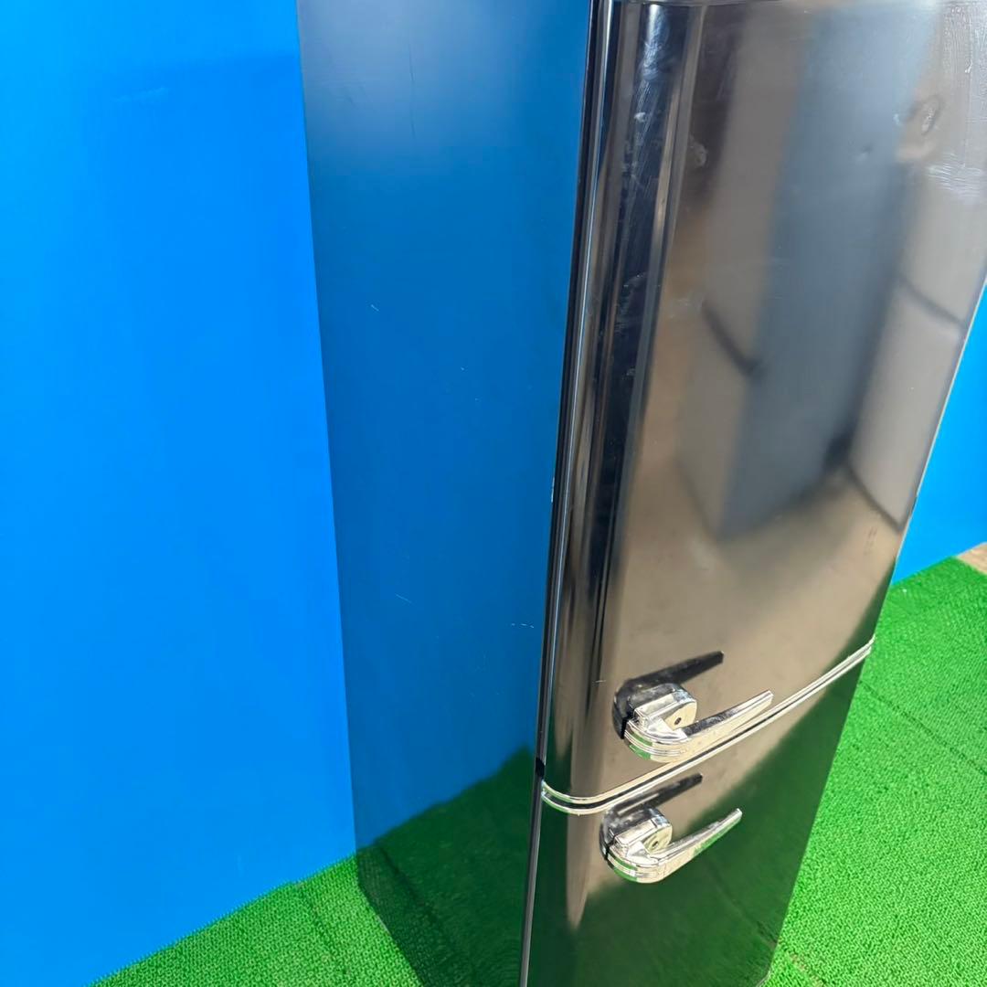 745レトロデザイン冷蔵庫！！　小型　一人暮らし　2ドア　右開き　ブラックカラー