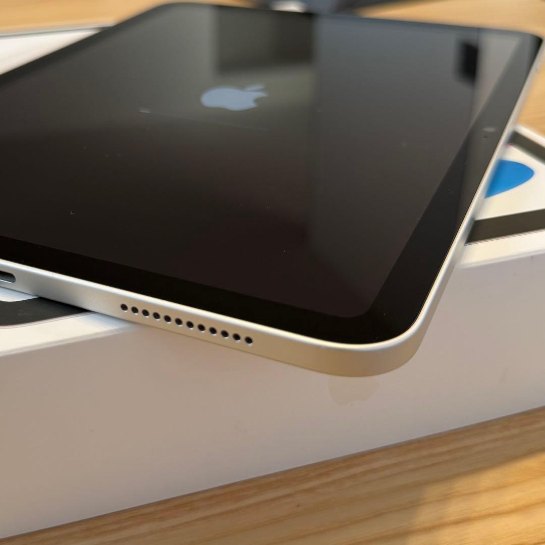 美品｜Apple iPad (第10世代) シルバー64GB wifiモデル本体