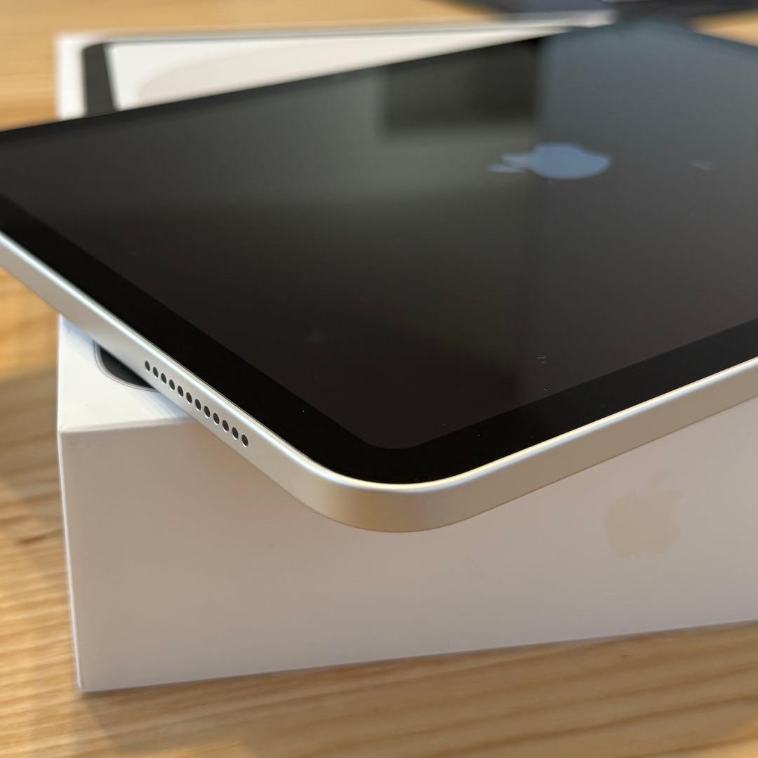 美品｜Apple iPad (第10世代) シルバー64GB wifiモデル本体