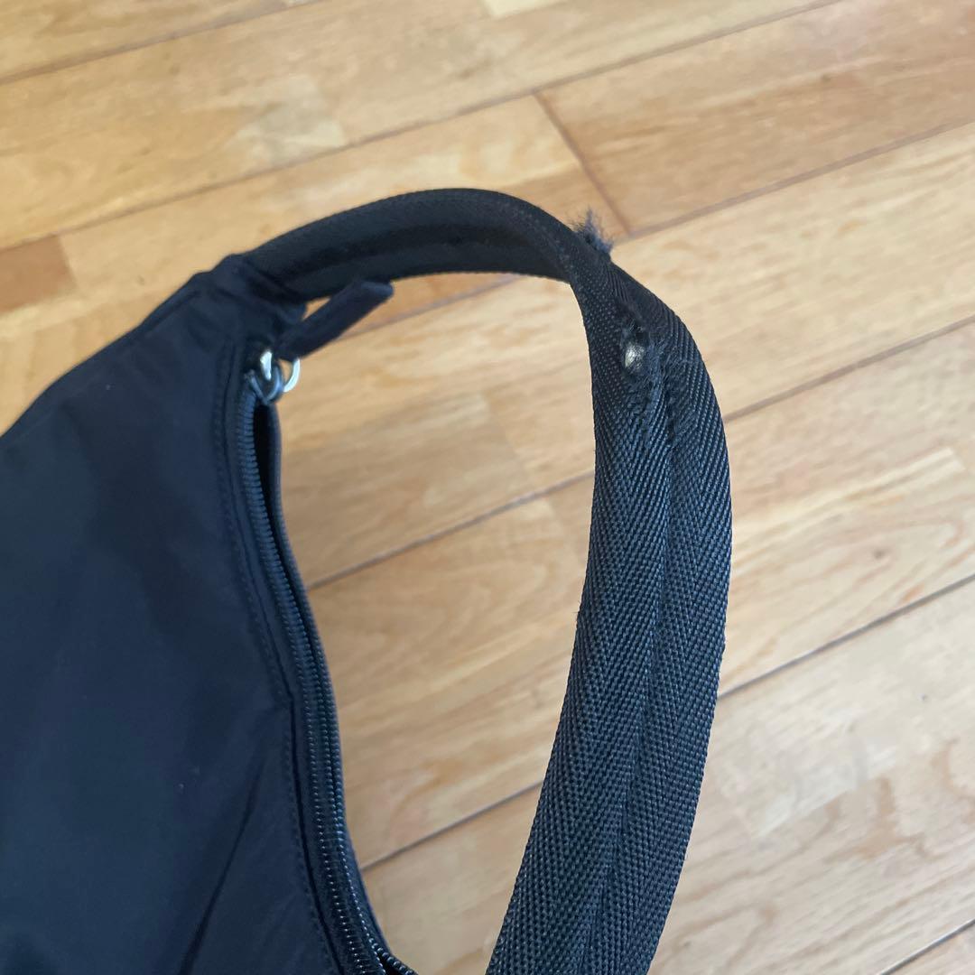 PRADA ナイロン ミニハンドバッグ アクセサリーポーチ