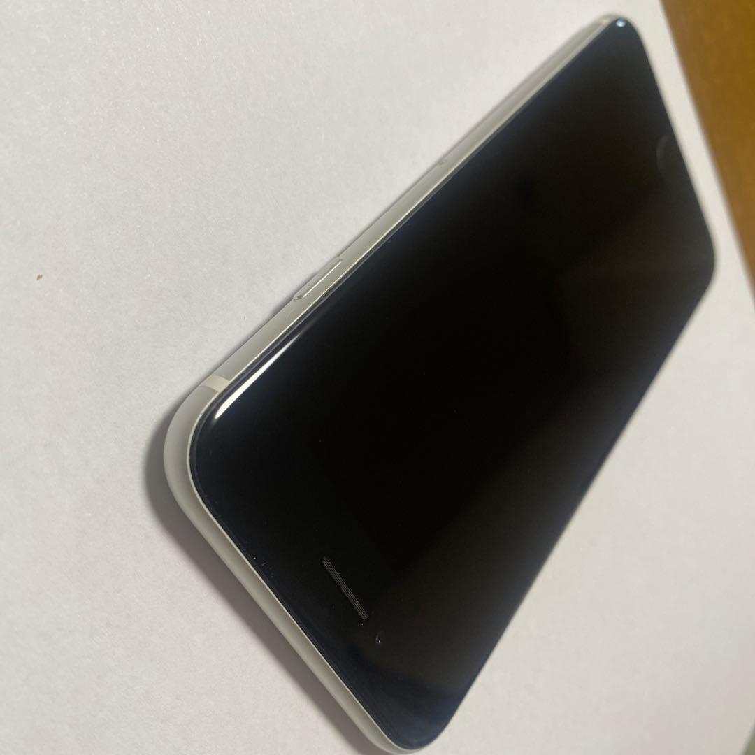 iPhone SE2 第2世代 128GB ホワイト