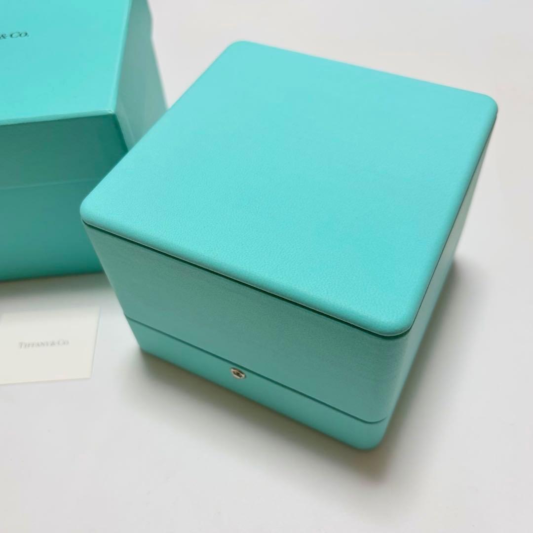 美品　ティファニー　バングルケース　空箱　ブレスレット　腕時計ケース　現行品