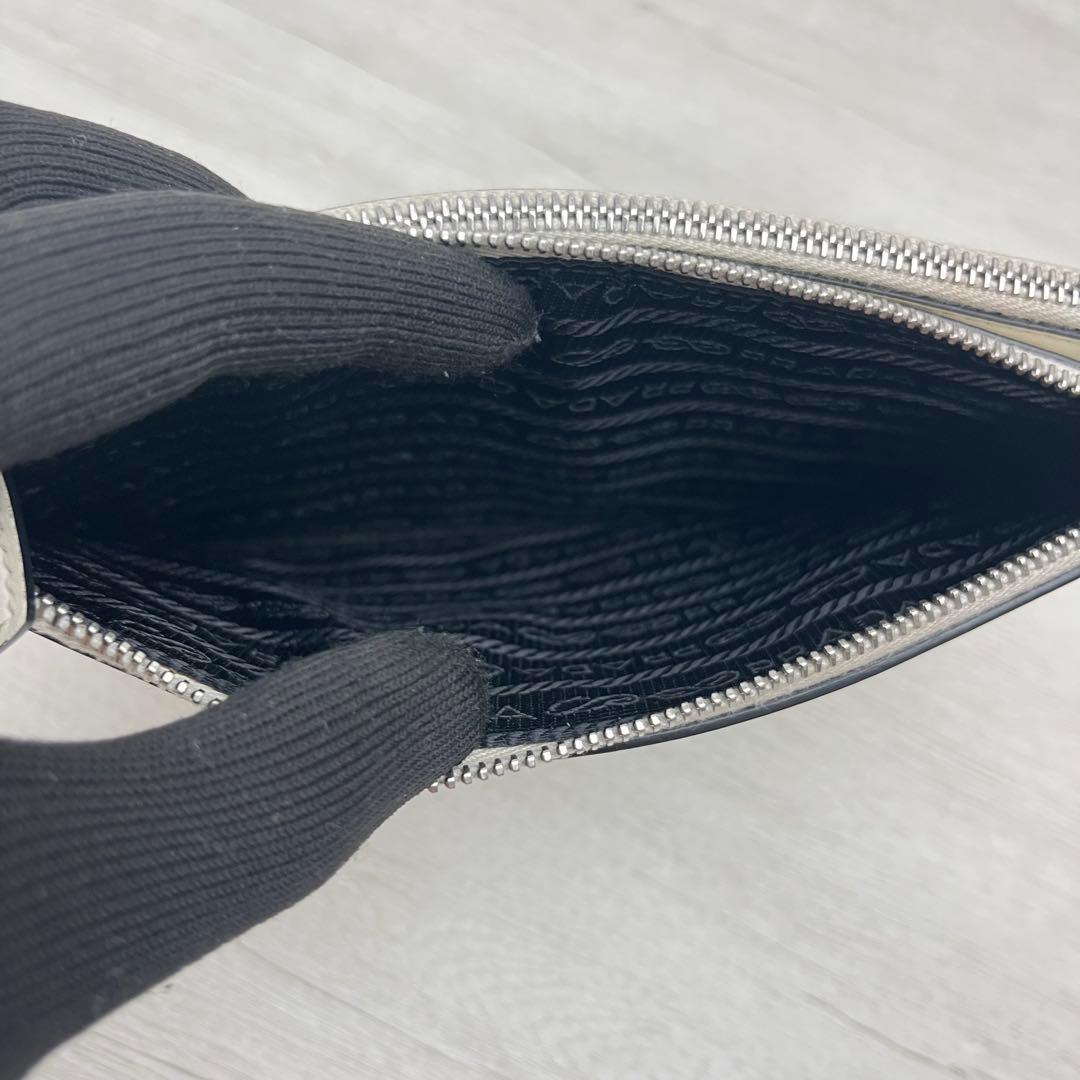 希少✨ PRADA プラダ ショルダーバッグチェーン クラッチバッグ 2way