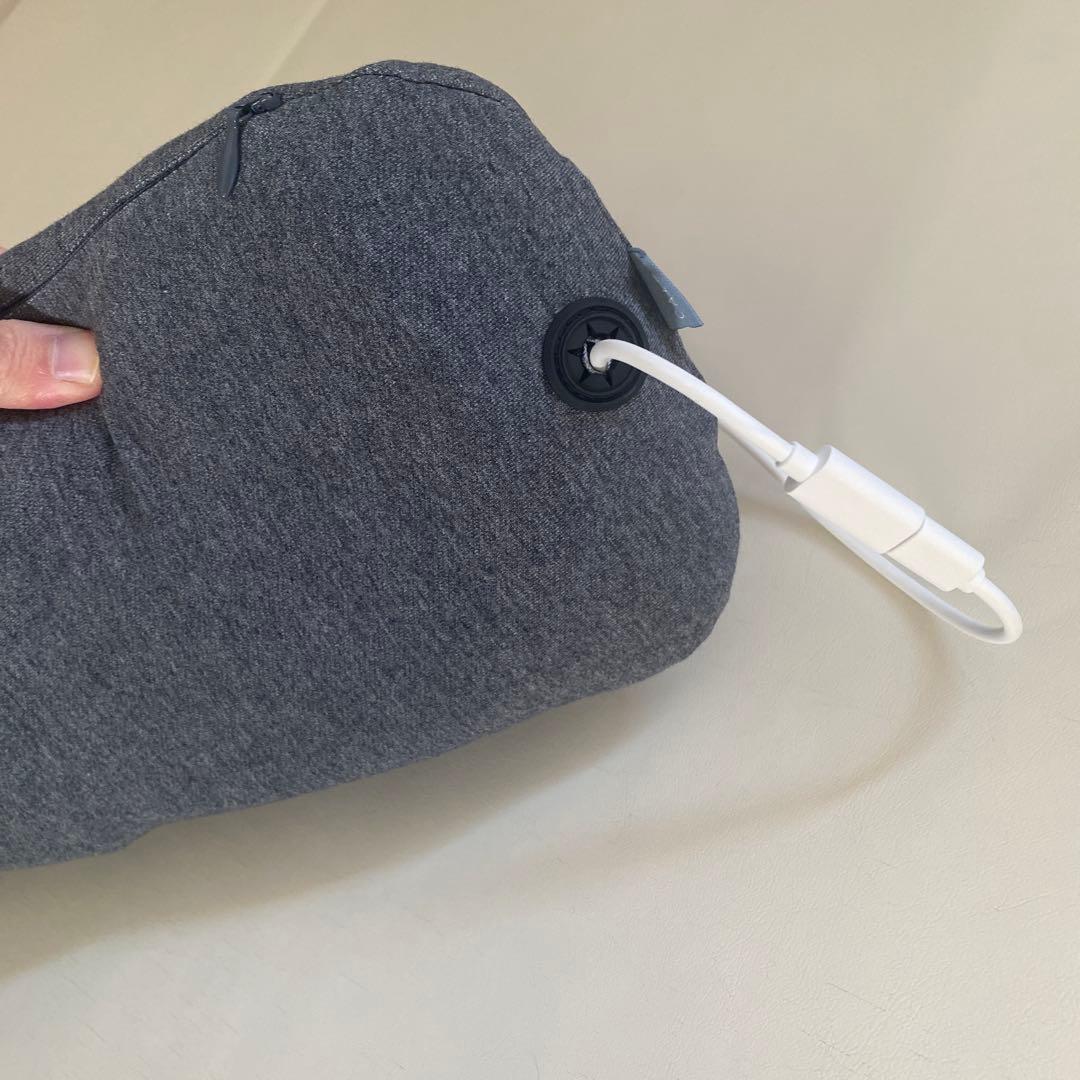 ほぼ未使用CALQSカルクス 首と肩がホッとする枕　ローフラット