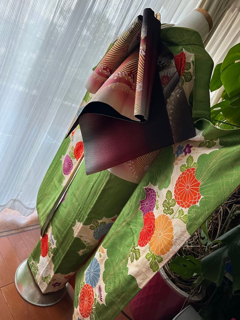 ここさぶた 振袖と長襦袢2点セット グリーン×カスタードクリーム 古典柄