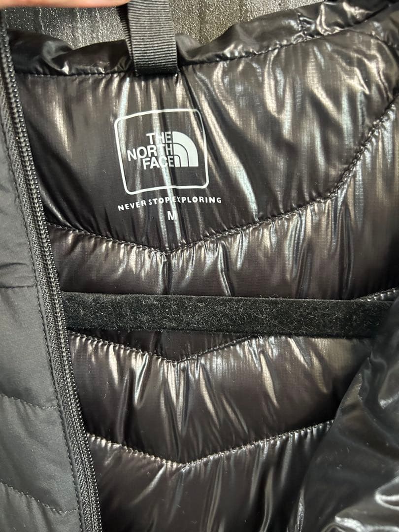 【超美品】THE NORTH FACE サンダーフーディー　ブラック
