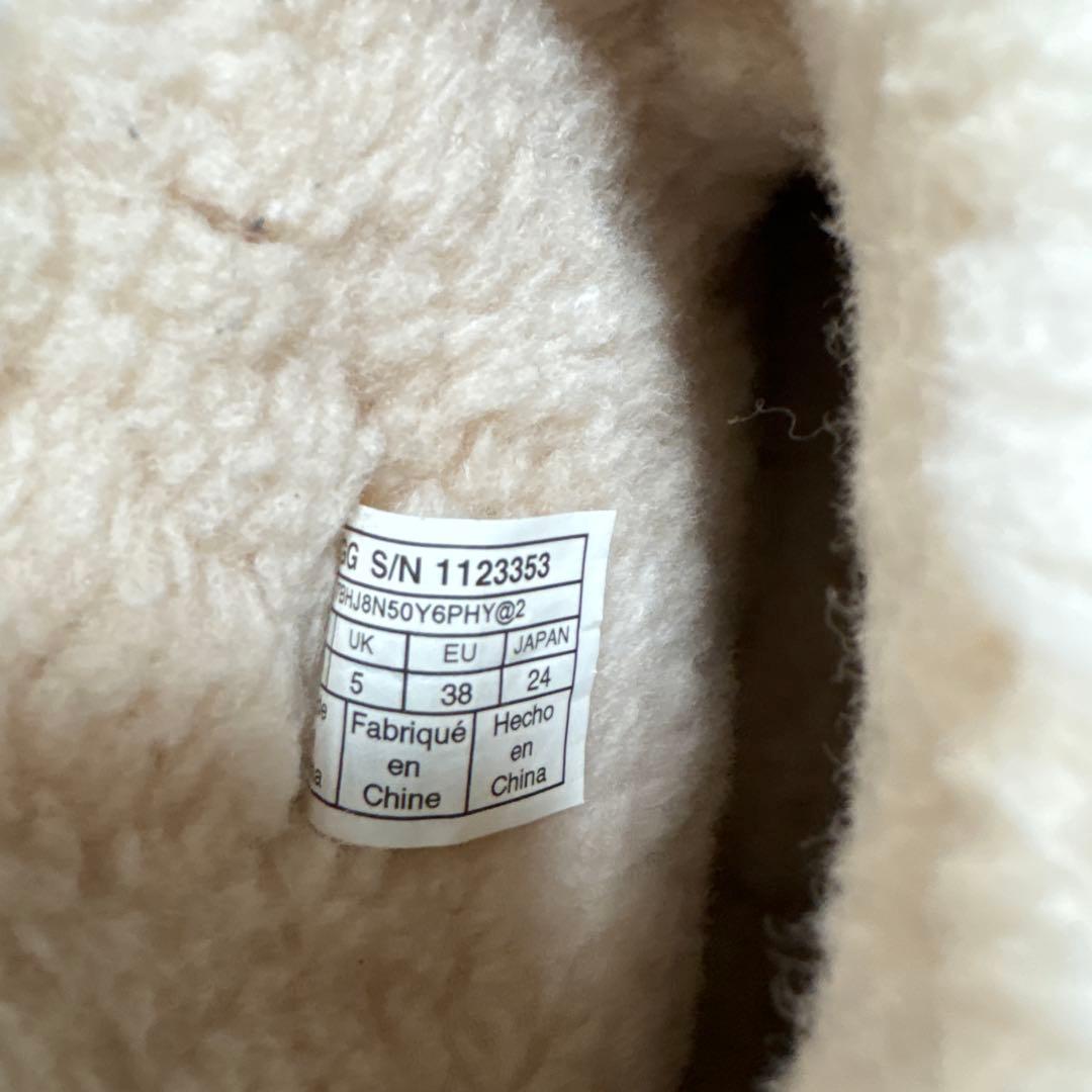 UGG Classic Mini Cow Print　牛柄 ムートンブーツ