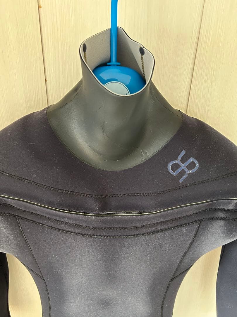 RASH ウェットスーツ　セミドライ　ブラックエディション　上位モデル　6ミリ