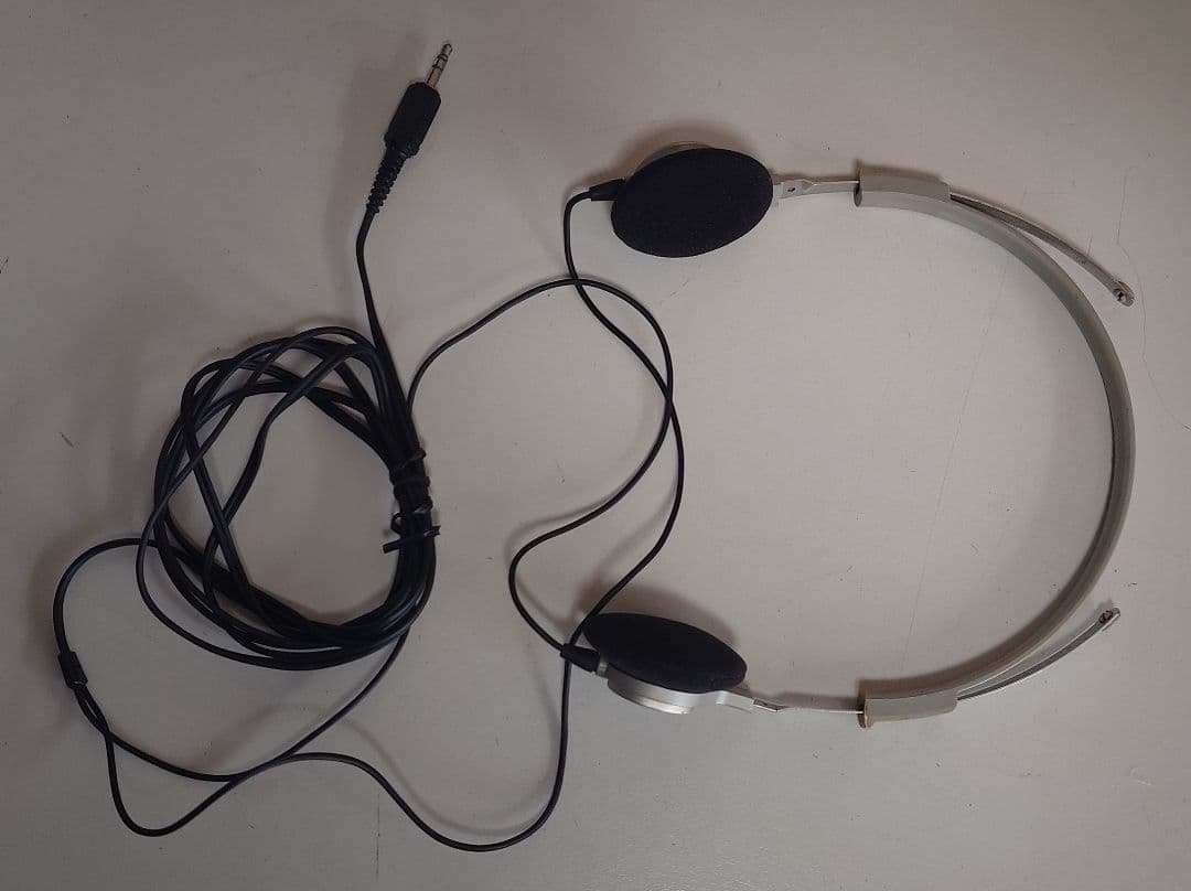 SONY 初期ウォークマン用レトロヘッドフォン 高音質 MDR-3L2 ジャンク