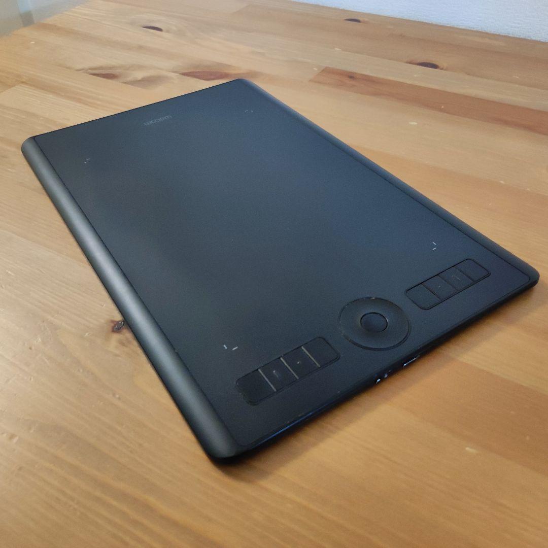 Wacom Intuos Pro ペンタブレット Medium PTH-660