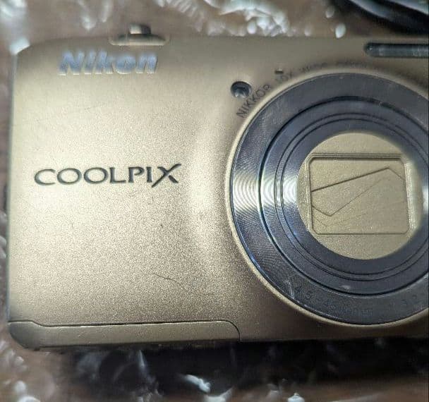 Nikon COOLPIX S6300 ゴールド 　コンデジ