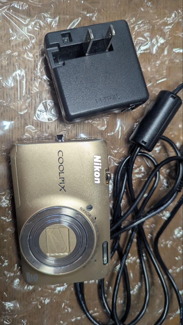 Nikon COOLPIX S6300 ゴールド 　コンデジ
