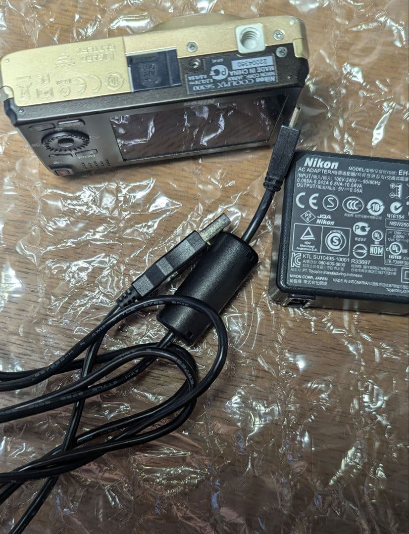 Nikon COOLPIX S6300 ゴールド 　コンデジ